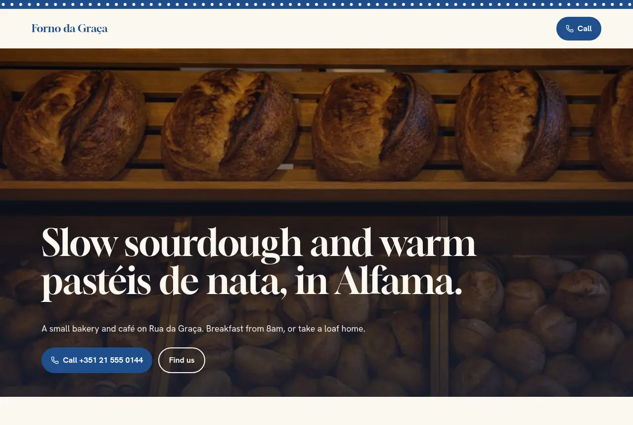 Forno da Graça bakery website with fresh loaves and azulejo-blue dots